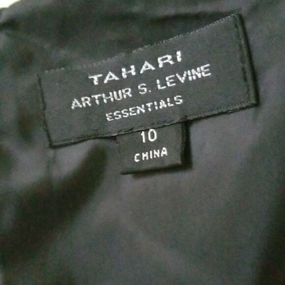 TAHARI Black and White Sleeveless Dress size 10 - Picture 9 of 11